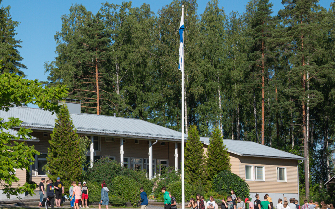 Tule leirityöntekijäksi kesän 2025 nuorten leirille