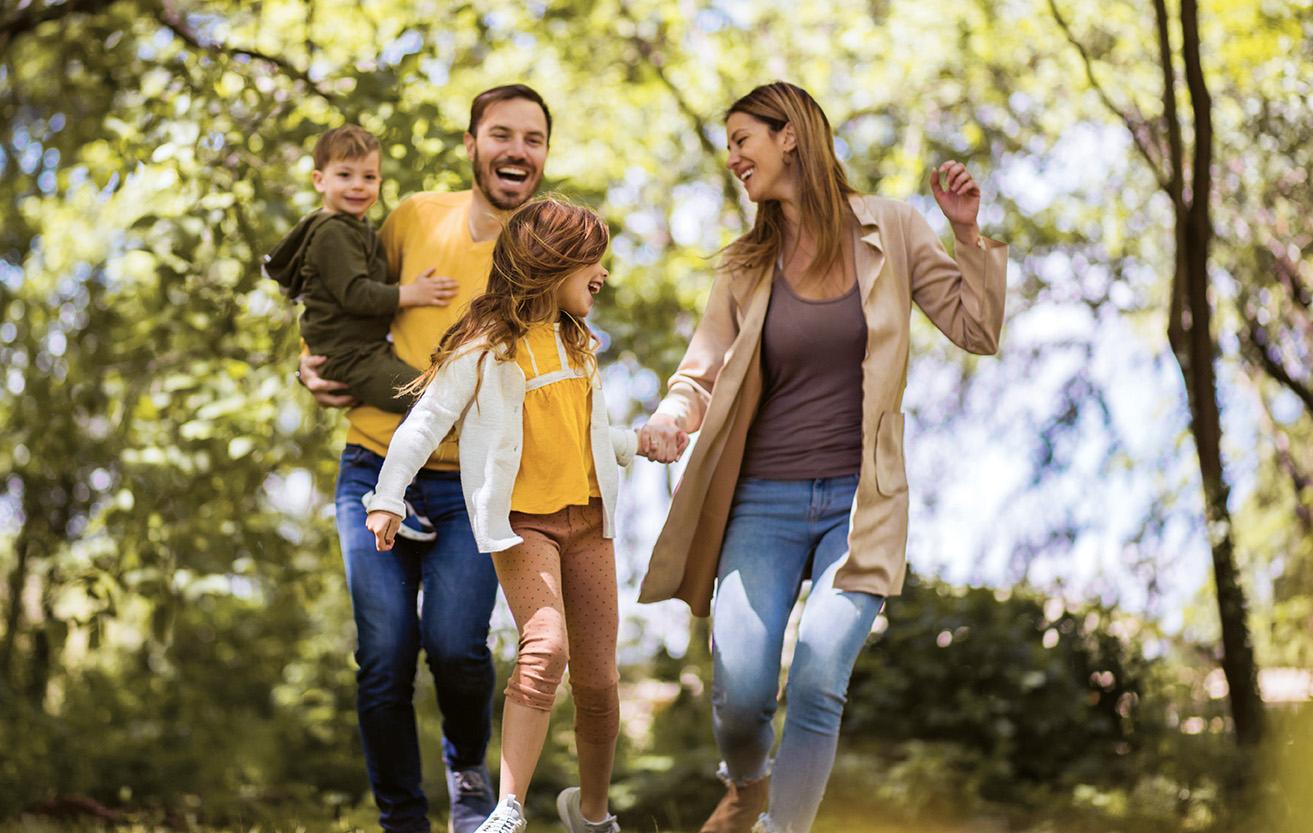 Great,Weekend,For,Fun.,Parents,Spending,Time,With,Their,Children