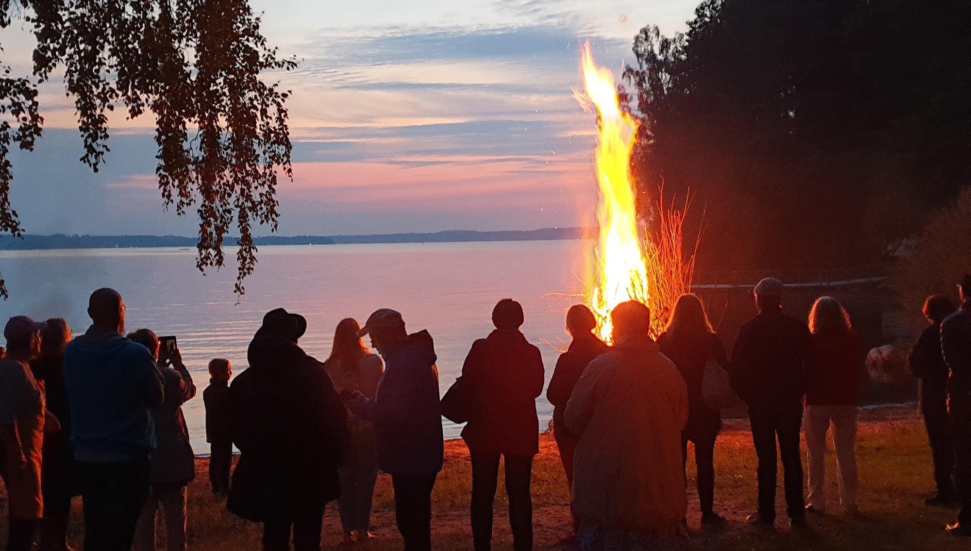 venetsialaiset-kokko-ihmiset